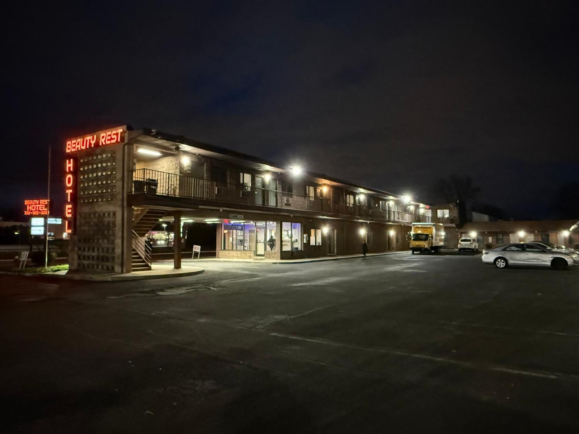 Beauty Rest Hotel Эдисон Экстерьер фото