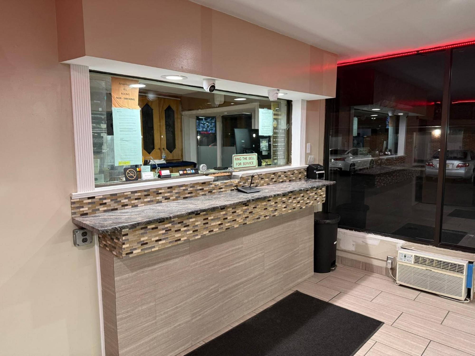 Beauty Rest Hotel Эдисон Экстерьер фото